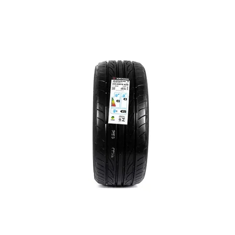 Yokohama Advan Fleva V701 225/40R18