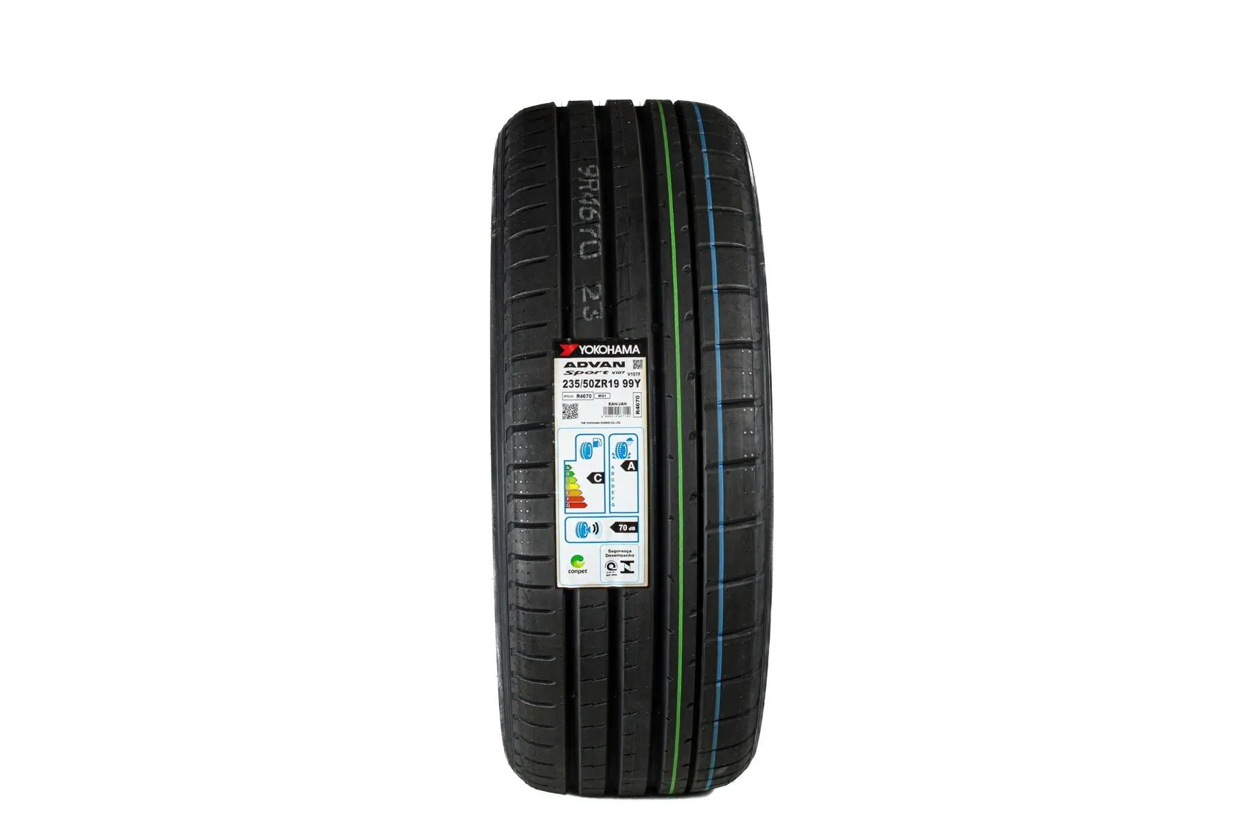 Yokohama Advan Sport V107 235/50R19